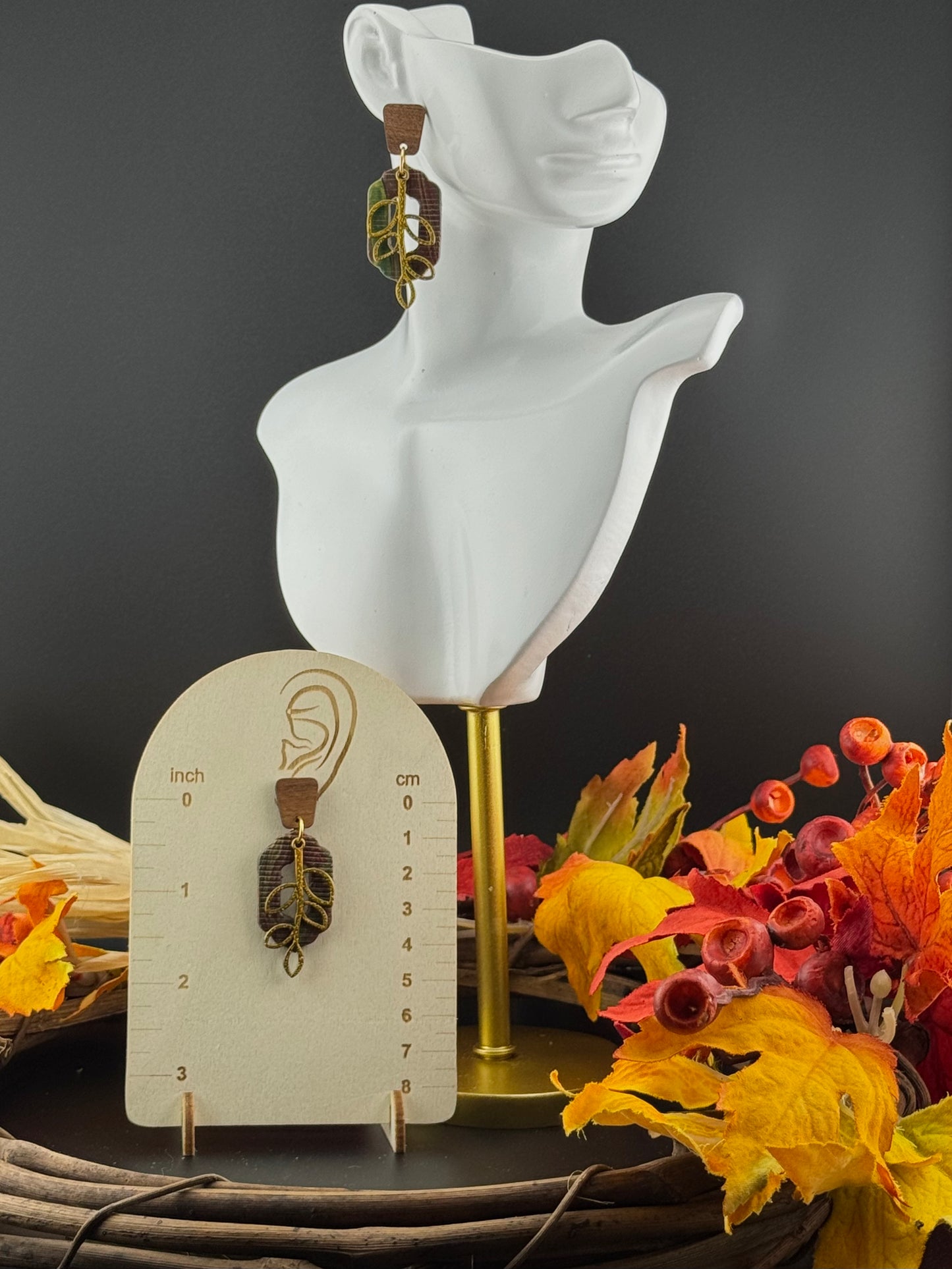 Turning Leaves Marbled Open Oval with Gold Leaf Charm and Wood post