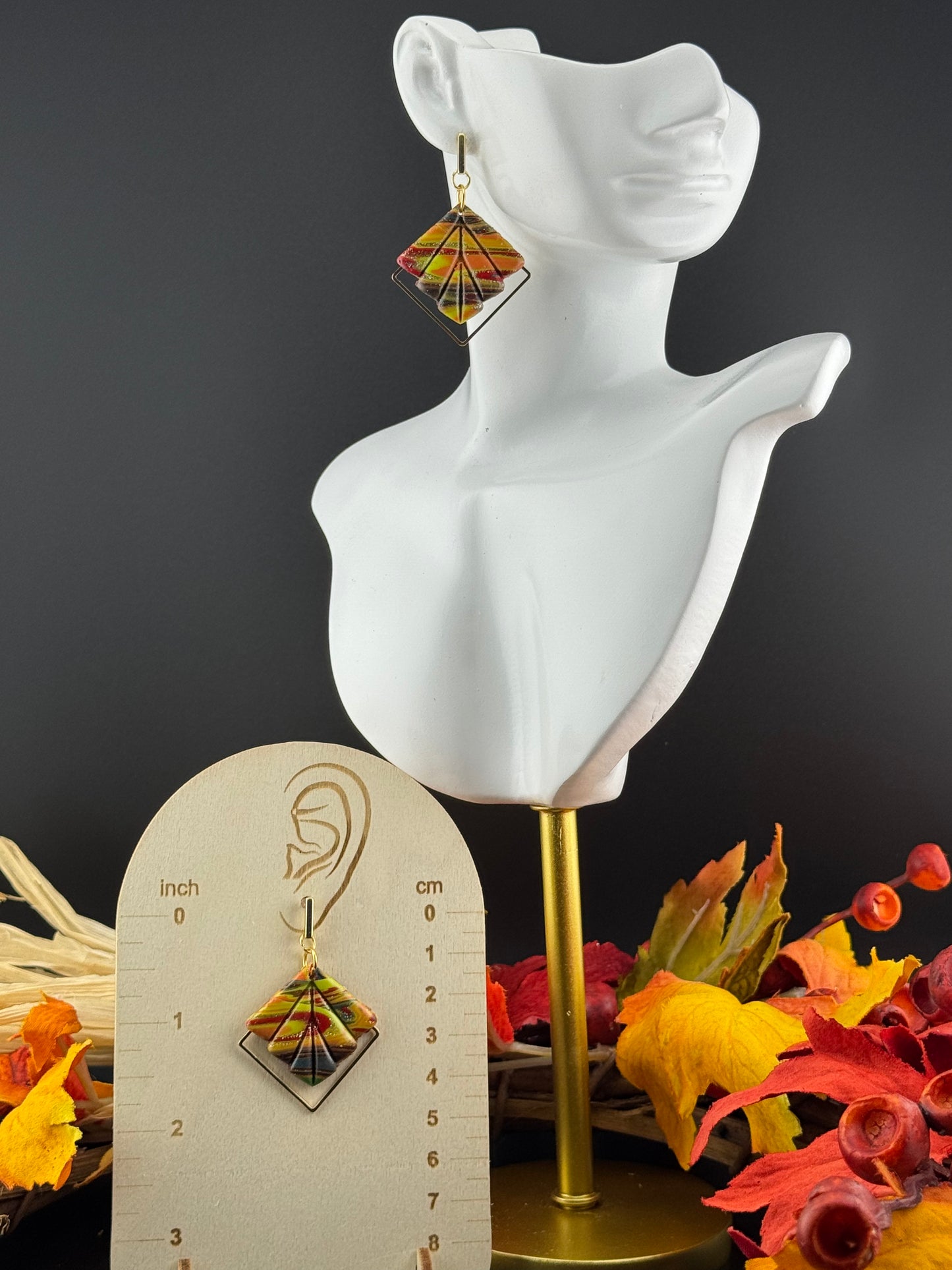 Fall Colors Marbled Diamond with Gold Diamond accent and Gold Bar post