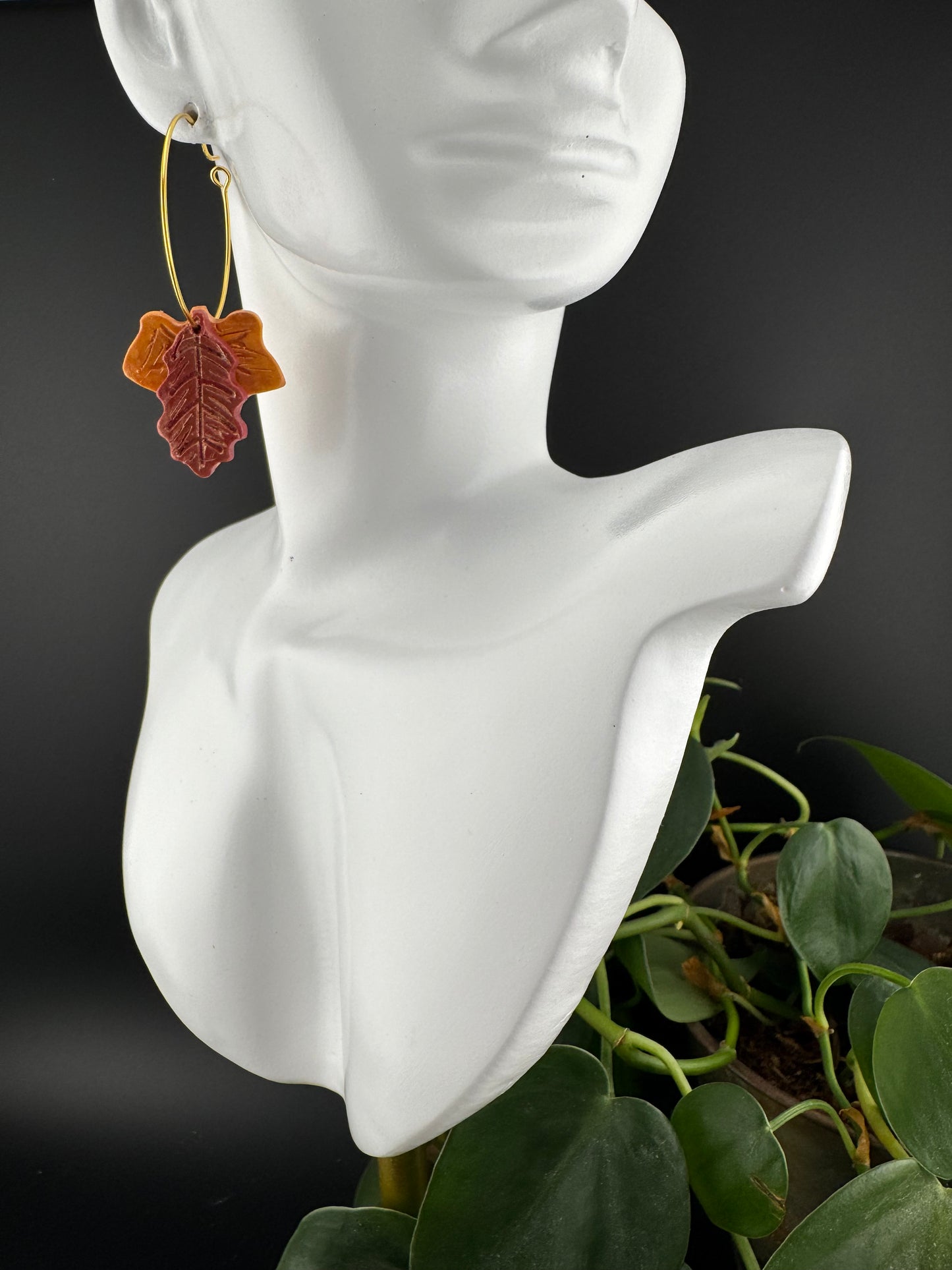 Fall is here with this Leaf motif Earring
