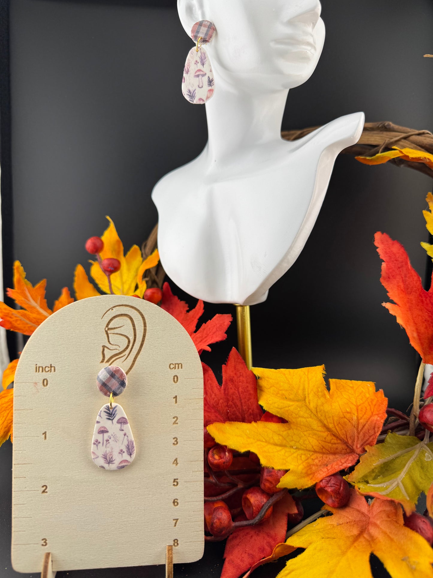 Mushroom motif with Rust and Blue Plaid post