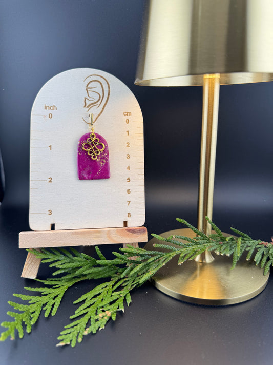 Purple-Red Arch with Gold Leaf flake Gold Charm and Gold Bar posts